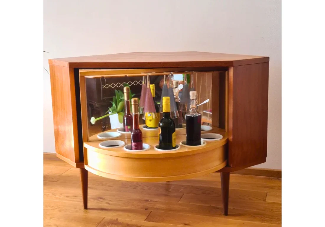 Corner Cabinet