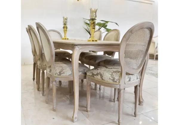 luxury dining table