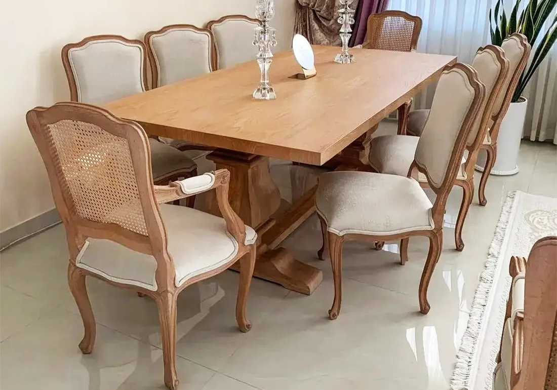 luxury dining table