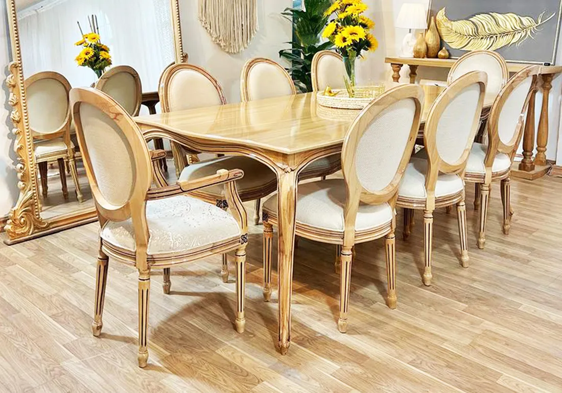 luxury dining table