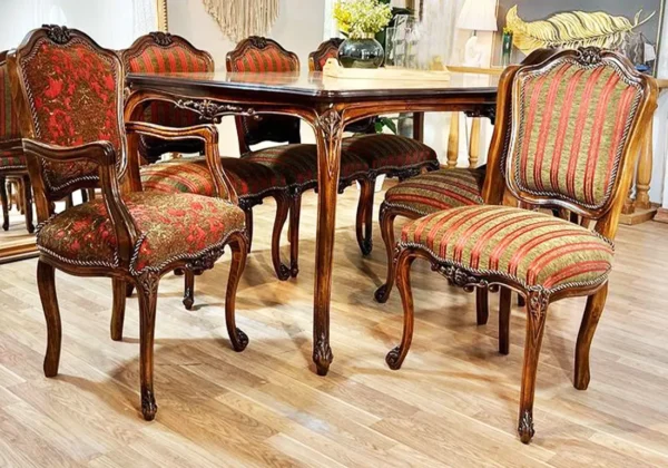 luxury dining table