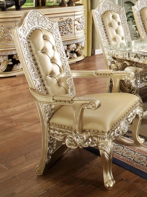 luxury dining table